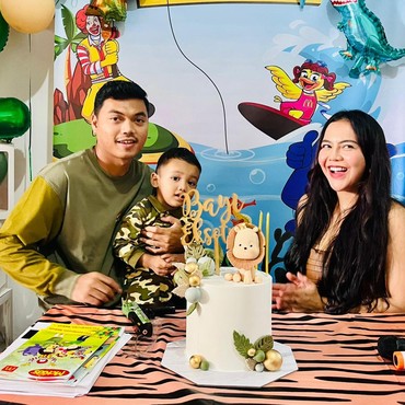 Ratu Rizky Nabila dan Alfath Fathier Kompak Rayakan Ultah Anak