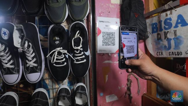 Tarif QRIS untuk Pedagang Kaki Lima Naik, Ini Penjelasan BI