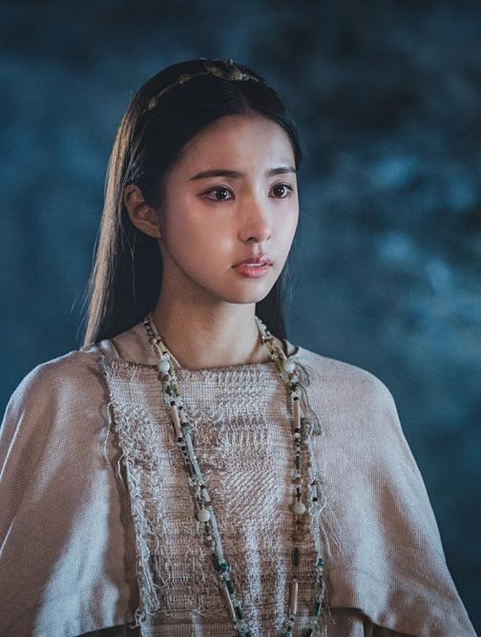Sementara itu, Shin Se Kyung dikonfirmasi untuk tampil dalam drama Arthdal Chronicles 2 yang kabarnya akan tayang pada 2023 ini./ Foto: soompi.com
