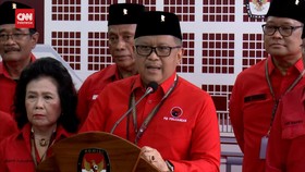 VIDEO: PDIP Daftarkan Puan Maharani Dan Puterinya Pinka Hapsari Ke KPU