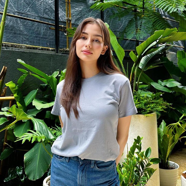 <p>"Hari Sabtu nanti saya akan bertemu fans di Indonesia. Banyak followersku di Instagram adalah orang di Instagram. Terima kasih banyak, I love you guys so much," ujar Anna Jobling di tayangan Pagi Pagi Ambyar, dikutip dari kanal YouTube<em> TRANS TV Official</em>. (Foto: Instagram @annajobling)</p>