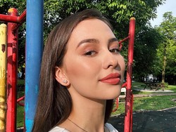 Anna Jobling Debut di Film Horor Indonesia, Baim Wong Casting ke Malaysia