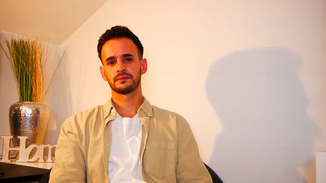 Antonio Dedola mengungkapkan alasan melakukan talak cerai terhadap Nikita Mirzani dalam sebuah video di kanal YouTube pribadinya.