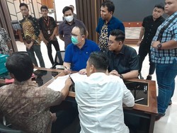 Bareskrim Limpahkan Henry Surya Bos KSP Indosurya ke Kejagung