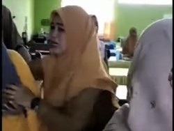 Heboh Guru SMPN 3 Parepare Menangis Usai Cekcok Minta Kepsek Dimutasi
