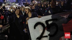 FOTO: Pijar Peringatan 25 Tahun Tragedi Semanggi