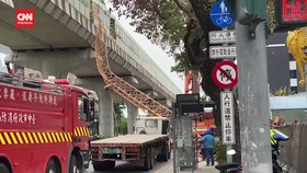 VIDEO: Crane Jatuh Timpa Kereta MRT, 1 Orang Tewas, dan 10 Lainnya Luk