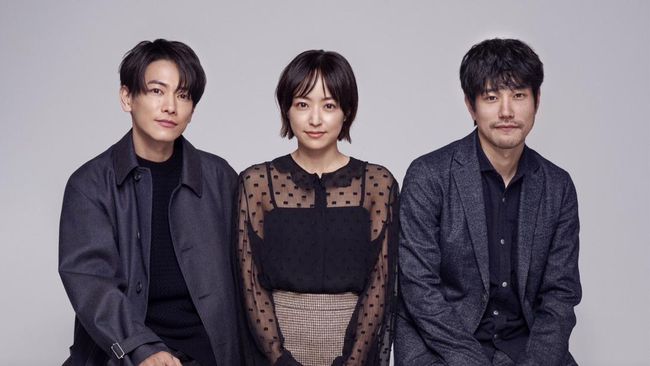 Why Didn't I Tell You A Million Times? bercerita tentang sahabat yang bertemu lagi saat dewasa. Serial itu bisa ditonton di Netflix.