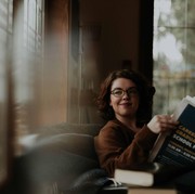 Berkat Kepribadiannya, 5 Zodiak Ini Bisa Menjadi Perempuan Karier yang Sukses! Kamu Termasuk?