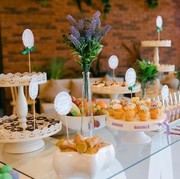 4 Zodiak Ini Lebih Fokus Sama Makanan Saat Menghadiri Pesta Pernikahan, Apakah Kamu Salah Satunya?