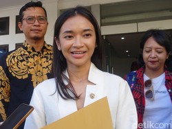 Anak Akbar Tandjung-Aria Bima Warnai Pendaftaran Caleg 2024