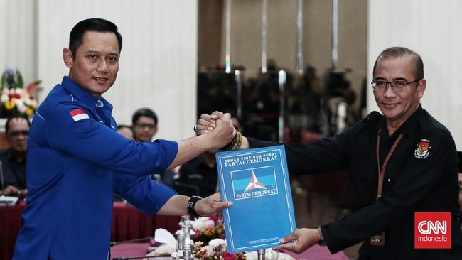 Partai Demokrat mendaftarkan 580 bakal calon anggota legislatif tingkat DPR RI untuk berlaga di Pemilu 2024 ke KPU RI, Minggu (14/5) siang.
