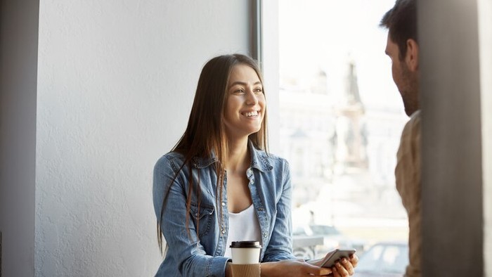 Deretan aturan yang wajib diterapkan sebelum berteman dengan mantan menurut ahli