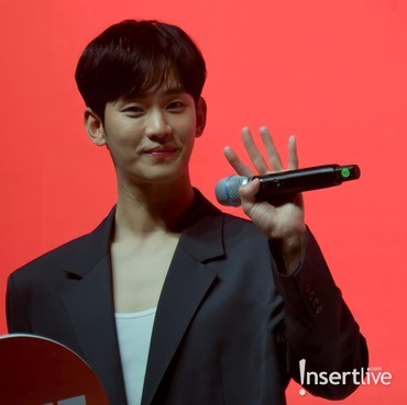 Kim Soo Hyun Lepas Rindu dengan Fans Indonesia Usai 10 Tahun