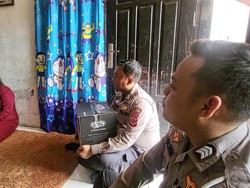Ini Alasan Emak-emak Berdaster Tak Pakai Helm Saat Kawal Ambulans