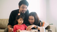 10 Sikap Orang Tua yang Bisa Merusak Perkembangan Otak Anak, Termasuk Berbohong