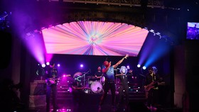 Viral Remaja Malaysia Buka Donasi Demi Nonton Konser Coldplay