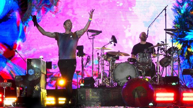 RI Bakal Permudah Visa Artis & Atlet Asing, Efek Coldplay?