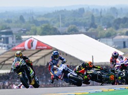 Adik Valentino Rossi Ternyata Cedera Usai Ditubruk Alex Marquez