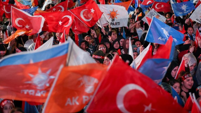 Sejumlah warganet Turki murka ke pendukung Presiden petahana Recep Tayyip Erdogan di wilayah terdampak gempa pada Februari lalu.