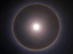 Heboh Fenomena Halo Matahari di Langit Jogja, Begini Penjelasan BMKG