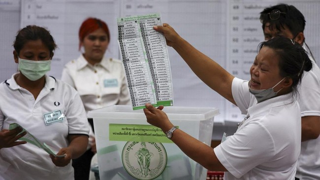 Parlemen Thailand tunda pemungutan suara pemilihan perdana menteri setelah Mahkamah Konstitusi putuskan hasil banding Partai MFP.
