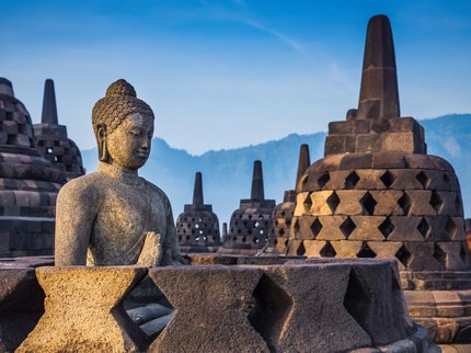 Wisata ke Candi Borubudur Bakal Dibatasi 15 Menit & Tak Boleh Pakai Sepatu, Kenapa?