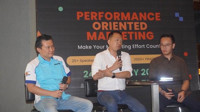 SEOCon Jakarta, akan kembali digelar 24-25 Mei 2023 dengan tema Performance-Oriented Marketing sebagai strategi pemasaran yang berorientasi pada hasil akhir.
