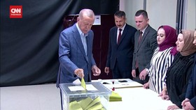 VIDEO: Pilpres Turki, Erdogan Unggul Tipis. Diperkirakan 2 Putaran