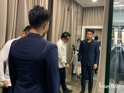 Dipesan Khusus, Ternyata Ini Jenis Bahan Kain Baju Nikah Jessica Mila-Yakup