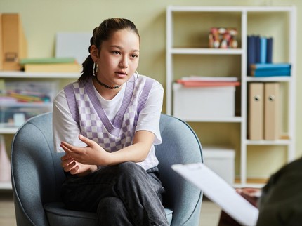 Mental Generasi Z Disebut Lemah, Benarkah? Ini Faktanya Bun