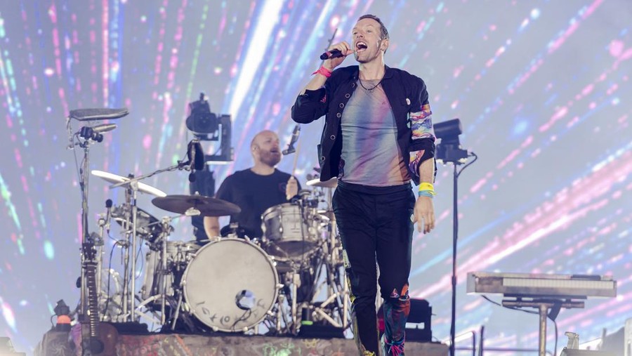 GLASGOW, SCOTLAND - AUGUST 23: (Editorial Use Only) Chris Martin and Will Champion of Coldplay perform at Hampden Park on August 23, 2022 in Glasgow, Scotland. (Photo by Euan Cherry/Getty Images)
