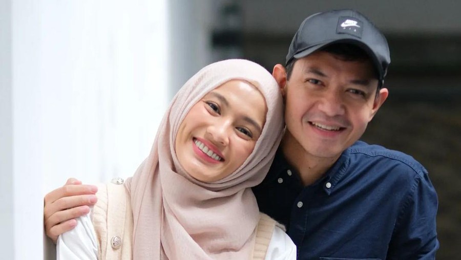 Alyssa Soebandono dan Dude Herlino