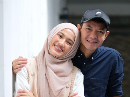 5 Potret Alyssa Soebandono & Dude Herlino, Jauh dari Gosip Miring Meski Beda Usia 9 Th