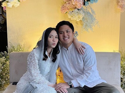 7 Potret Acara Tasyakuran dan Gender Reveal Kehamilan Pertama Ashilla Eks Blink