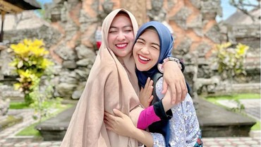img-title Bisa Lihat Makhluk Gaib, Keponakan Sebut Rumah Ria Ricis Banyak Hantu
