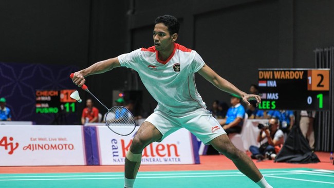 Tunggal putra Indonesia Chico Aura Dwi Wardoyo kalah 19-21, 10-21 dari wakil China Shi Yu Qi di babak 16 besar All England 2024.