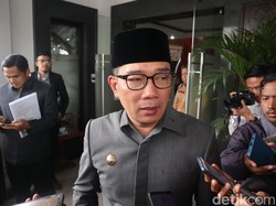 Mungkinkah Ridwan Kamil Diusung Golkar Maju di Pilgub DKI Jakarta?