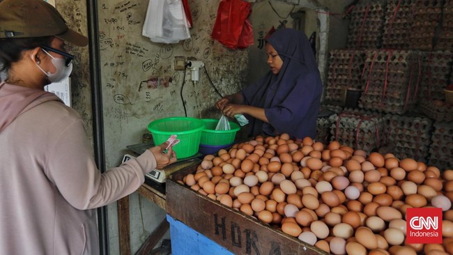 Mayoritas harga pangan masih tinggi sejak pekan lalu, khususnya telur ayam yang kini dijual Rp31.450 ribu per kg.