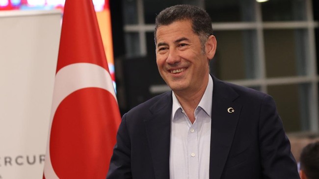 Profil Sinan Ogan, capres kalah di pilpres Turki yang kini memberikan suara dan dukungan untuk petahana Presiden Recep Tayyip Erdogan.
