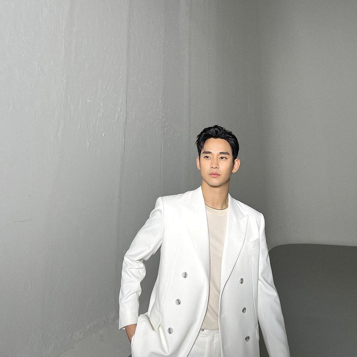 Kim Soo Hyun