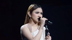 Lirik Lagu Bohong Hati - Mahalini