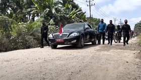 Warga Kecewa Jokowi Tak Tinjau Jalan Rusak Tanjung Jabung Timur Jambi