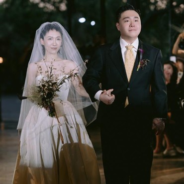 7 Foto Bahagia Pernikahan Steven Hao 'Boboho' Dihadiri Pemain 'Shaolin Popey'