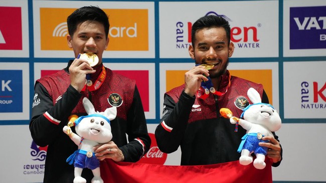 Badminton Indonesia akhirnya kembali menjadi juara umum di SEA Games 2023 setelah dalam tiga edisi terakhir kehilangan gelar tersebut.
