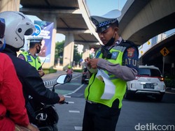 Polisi Minta Warga Tolak Damai Bila Ditilang Manual: Bisa Jadi Tersangka
