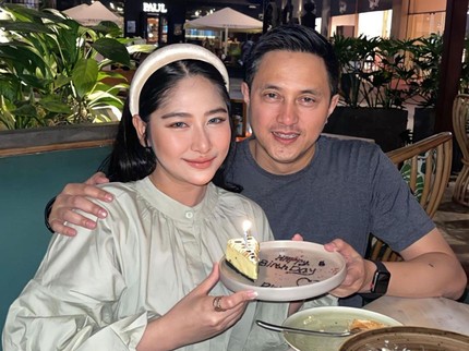 7 Potret Ricky Soebagdja & Cica Andjani yang Jarang Tersorot, Mesra Meski Terpaut Usia 26 Tahun