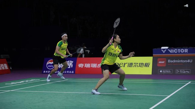 Ganda campuran Indonesia Rinov/Pitha tampil gemilang saat menyingkirkan wakil Belanda di babak 16 besar Malaysia Masters 2023, Kamis.