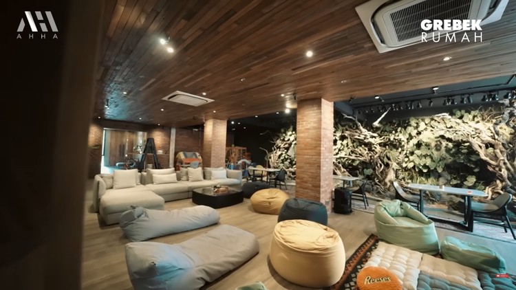 Rumah Baim Wong dan Paula Verhoeven Rumah Baim Wong dan Paula Verhoeven