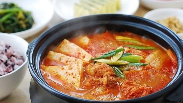 5 Ide Makanan Korea Enak yang Mudah Dibuat, Mulai dari Camilan hingga Sup Kuah!
